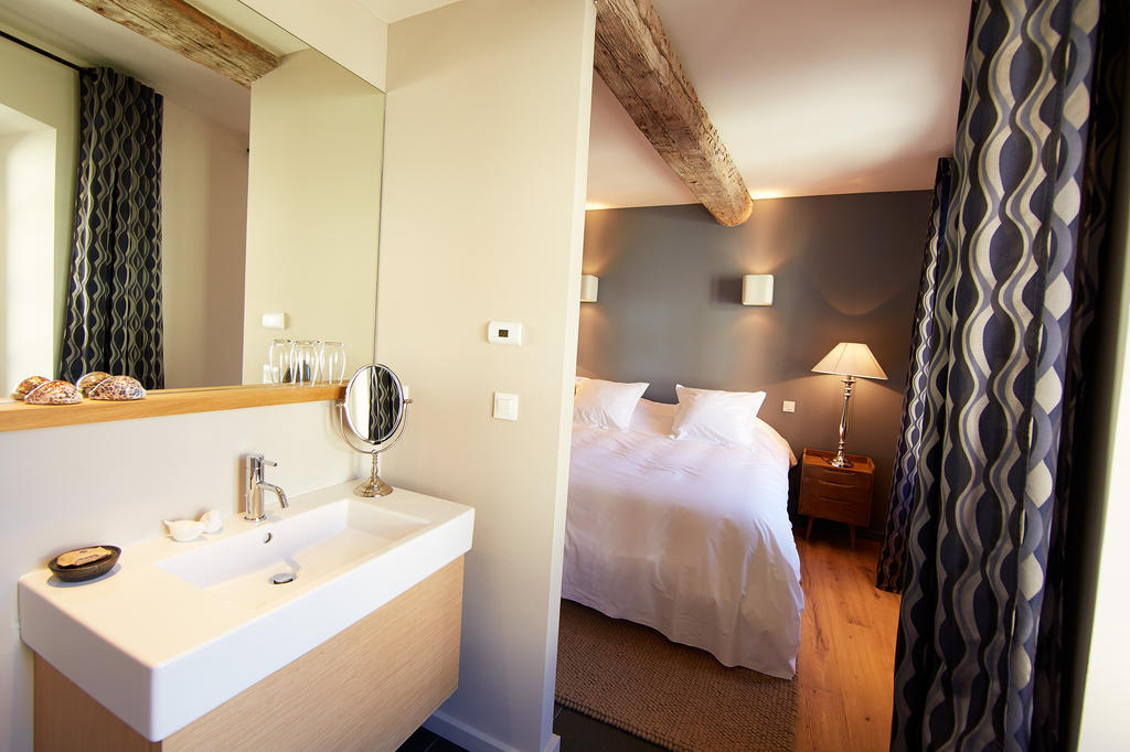ז'יגונדס Les Chambres De L'Oustalet, Chambres D'Hotes Et Restaurant Etoile חדר תמונה